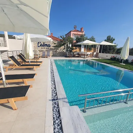 Calma Living Hotel *