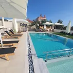 Calma Living Hotel *