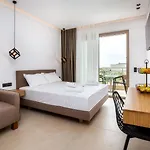 Calma Living Hotel *