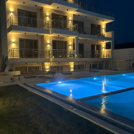 Calma Living Ξενοδοχείο *