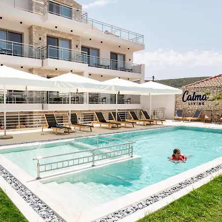 Calma Living Hotel *