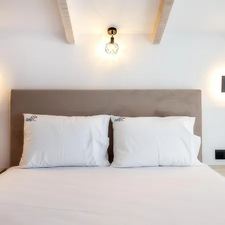 Отель Calma Living