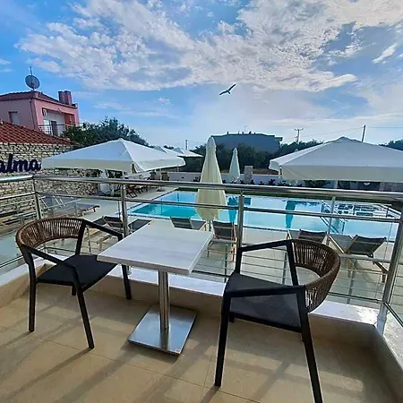 Calma Living Hotel *